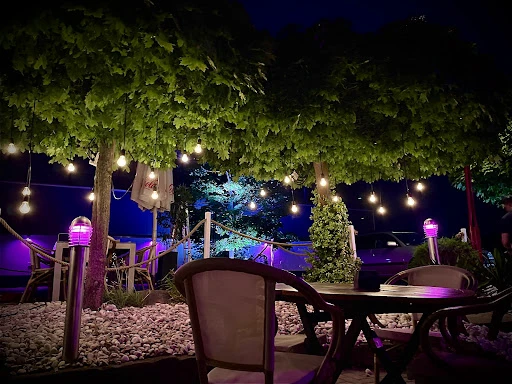 Sportsbar&Restaurant Triangel photo 2