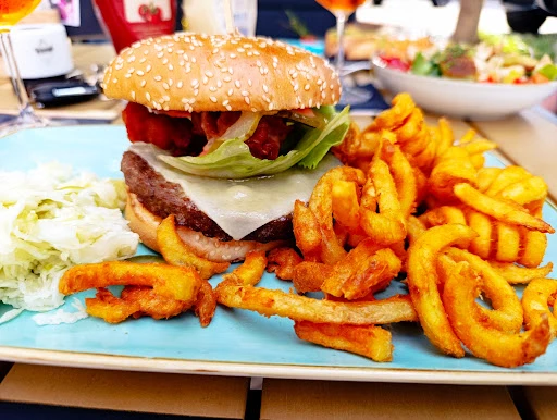 Sportsbar&Restaurant Triangel photo 8